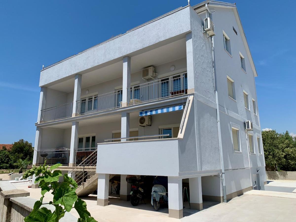 Apartments Janko Pakoštane Kültér fotó