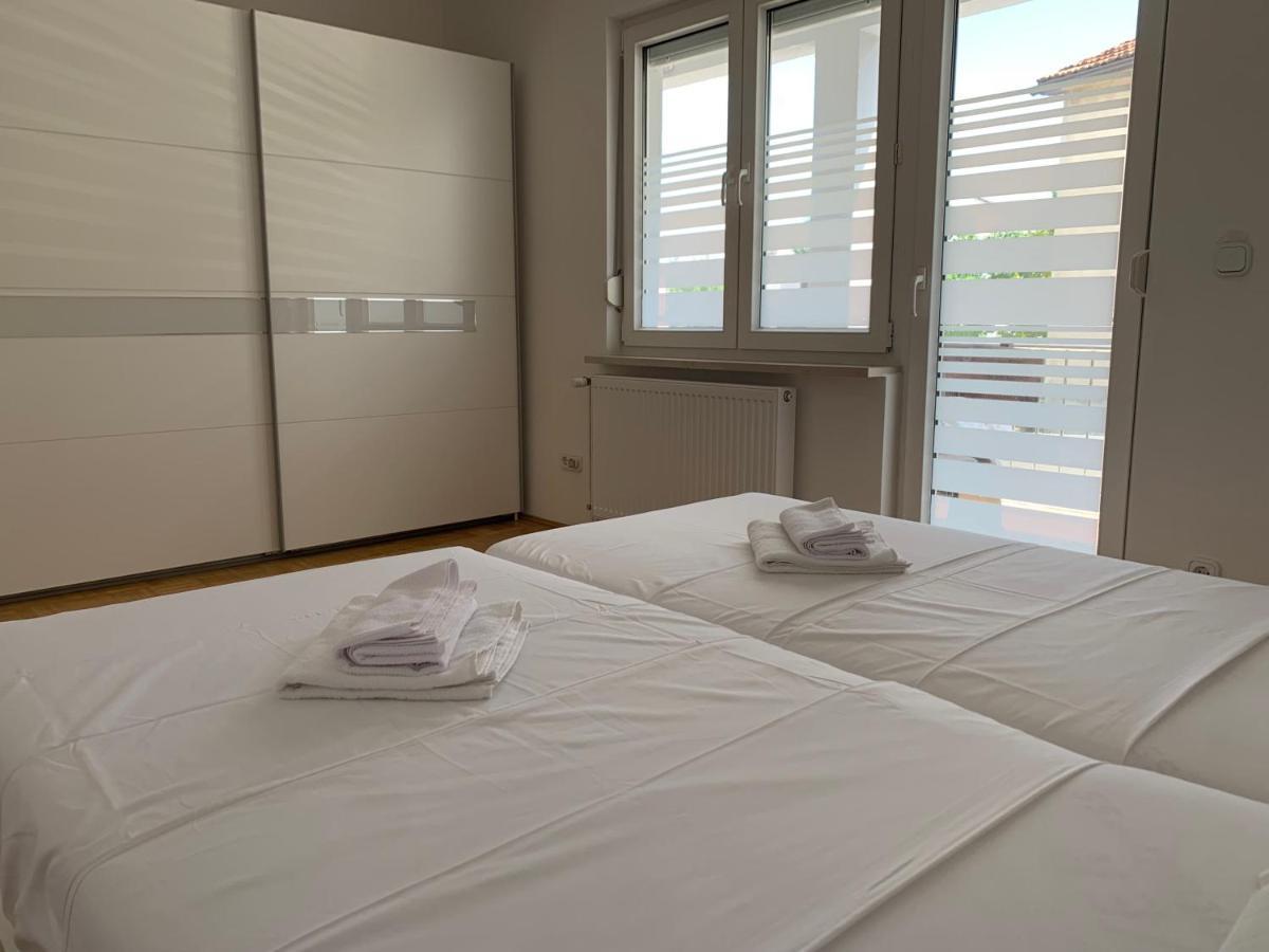Apartments Janko Pakoštane Kültér fotó